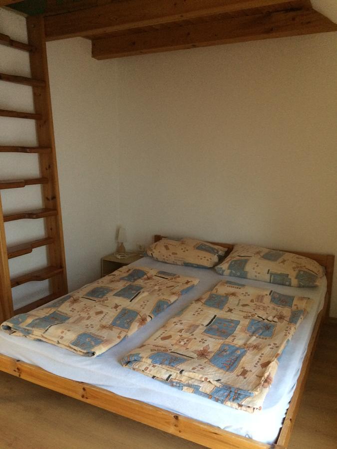 Hotel Fasor Vendeghaz Balatonszárszó Zewnętrze zdjęcie